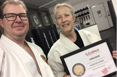 Dübendorf News, Karate, Krav Maga, Selbstverteidigung, Aroha, Fitness, Disziplin, Respekt, Lebensschule, Verteidigung, Kämpfen, Dübendorf Karate, Kinder Karate, Kindergarten Kinder, Jugendliche, Erwachsenen Karate, Lebensschule, Lifeskills, Kampfsport, Karate Training, Selbstverteidigung, Krav Maga, Zürich, Dübendorf, Fällanden, Uster, Wallisellen, Dietlikon, Selbstschutz, Karate, Kung Fu, Judo, Erwachsenen Selbstverteidigung, 8600, 8001, 8117, 8606, Volketswil, Kampfkunst, Kampfsport, 8304, 8605, Krav Maga 360, Bruce Lee, Chuck Norris, Mobbing, Stop Mobbing, Kindergeburtstag, Kampfkunst Party, Aroha, Fitness, QiGong, Qi-Gong, Taichi, Arnis, MMA, JuJitsu, Brasilien JuJitsu, Ferien Camps, Shitoryu, Shukokai, Shitokai, Gojuryu, Shotokan, Wadoryu, Kyusho, Kyusho Jitsu, Dillman, Paul Bowman, Pressure Points, Basel, Solothurn, Bern, Schweiz, Switzerland, Wild Goose Qigong, Dayan, Mixed Martial Arts, Probestunde, Trial Lesson